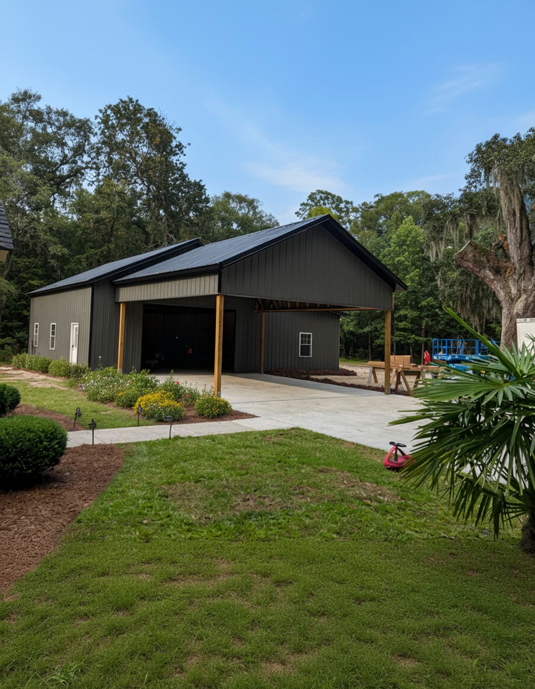 Custom post-frame building completed by Finch Construction Co.